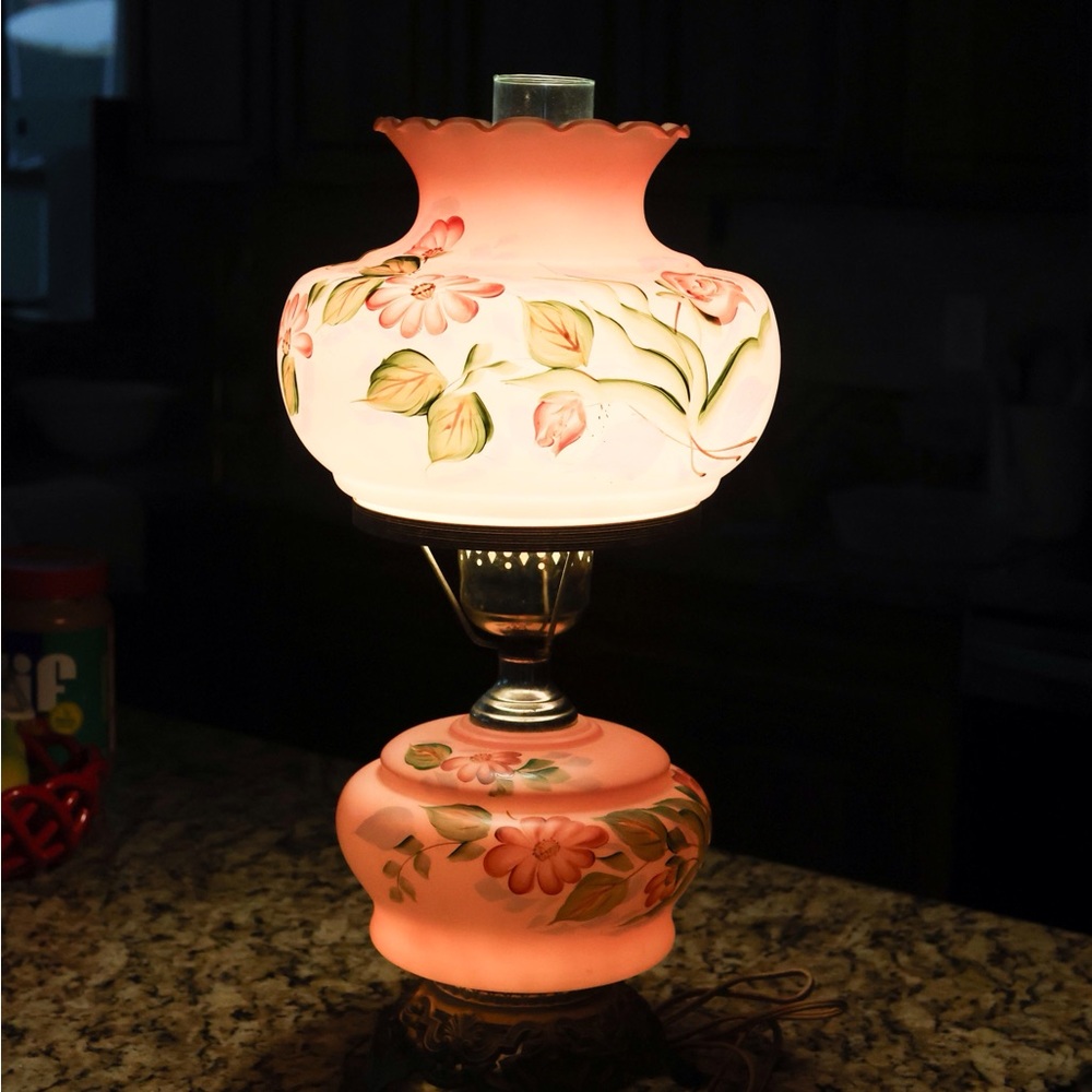 Rare GWTW Vintage parlor hurricane lamp. - Picture 13 of 16